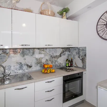 Apartment Ploce